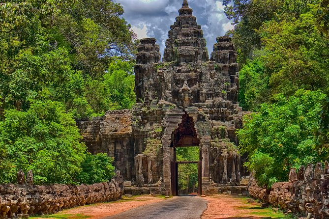 Full-Day Angkor Wat Sunrise & Sunset & All Must-See Private Tour - Ta Prohm and the trees