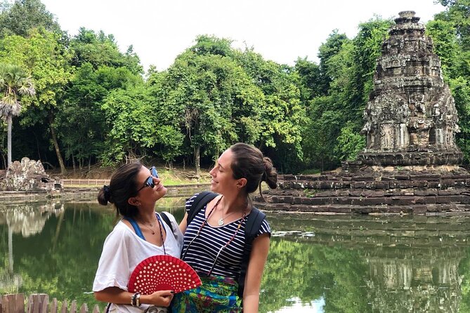 Full-Day Banteay Srei & 4 Temples - Grand Tours Join-in Tour - Ta Som: a smaller temple with a memorable entrance