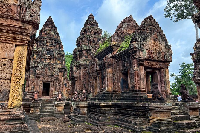 Full Day Banteay Srei Beng Mealea and Koh Ker Small Group Tour - Why these three temples make a strong day from Siem Reap