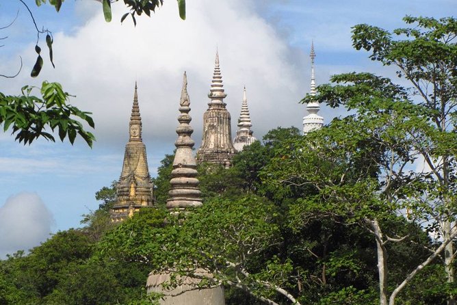Full-Day Discover Oudong Mountain-Former Capital City & Phnom Penh City Tours - Preah Sakyamoni Chedi and the Marks of War