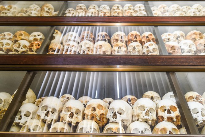 Full-Day Phnom Penh Sightseeing Tour & Killing Field - Wat Phnom, the hill that gave the city its name