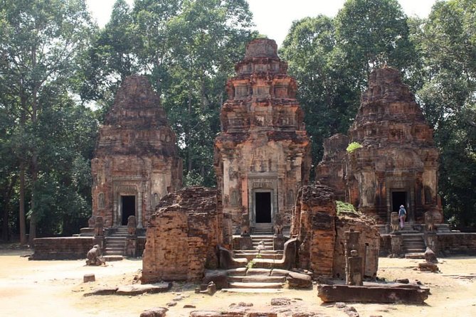 Full-Day Private Custom Tour in Siem Reap - Sunrise at Angkor Wat, with a sensible breakfast break