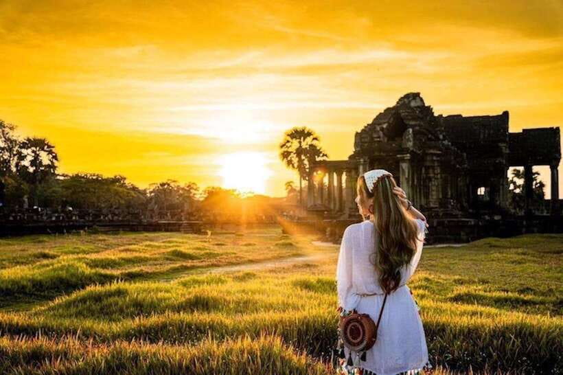 Full Day Private of Angkor Wat Tour with Tuk Tuk - Morning pickup and the Angkor Pass