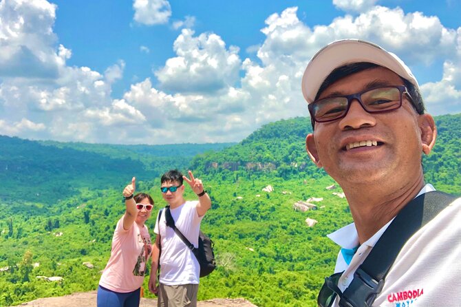 Full-Day Private Tuk Tuk Tour of Angkor Wat Temples - Angkor Thom and Bayon: a wide final chapter