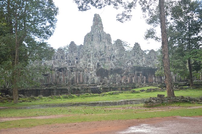 Full-Day Siem Reap Angkor Major Temples Private Tour - Baphuon: steep steps and a physical choice