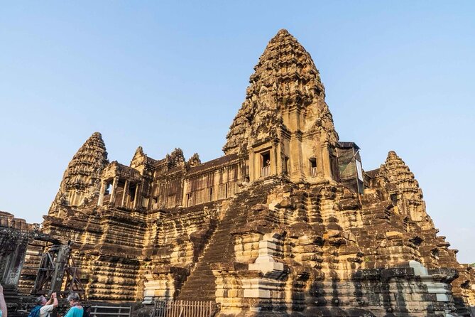 Full Day Tour Angkor Wat Sunrise and Siem Reap Temples - Why the 4:30 am start is worth it
