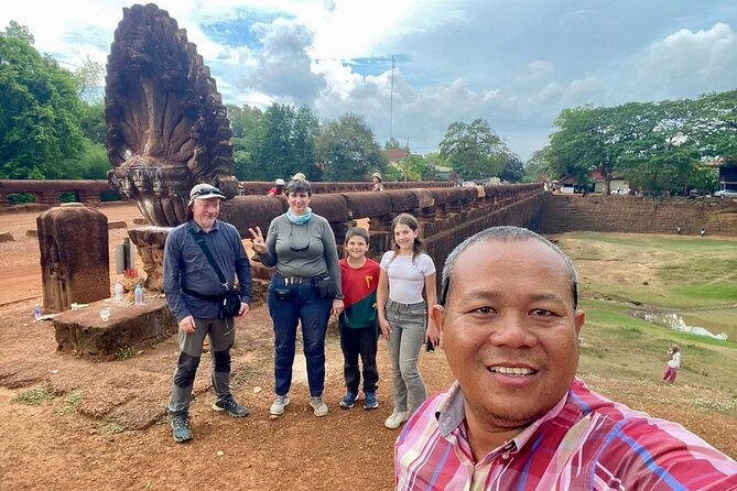 Full Day Tour Phnom Penh to Siem Reap Taxi, Angkor Visit & Return - What the private format adds