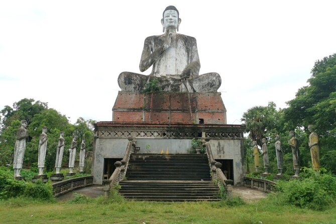 Full/Half Day Tuk TuK: Handicrafts Bambootrain Killing&Bat Caves - Back through Battambang before the afternoon route