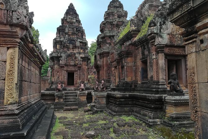 Grand Circuit with Banteay Srei and Banteay Samre Tour - Ta Som offers a small, quiet contrast