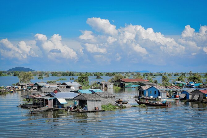 Guided Floating Village Boat Tour in Siem Reap - Floating Homes and the Shape of Village Life