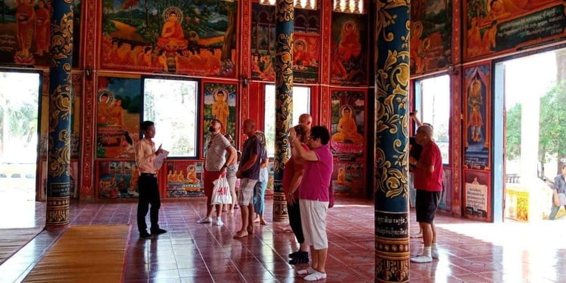 Half Day City Tour - Wat Krom and a closer look at local faith