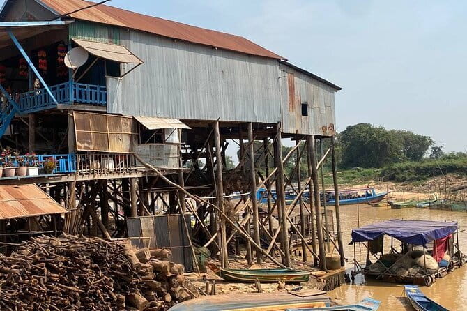 Half Day Kampong Phluk Floating Village and Flooded Forest Tour - Kampong Phluk Floating Village and its tall stilt houses