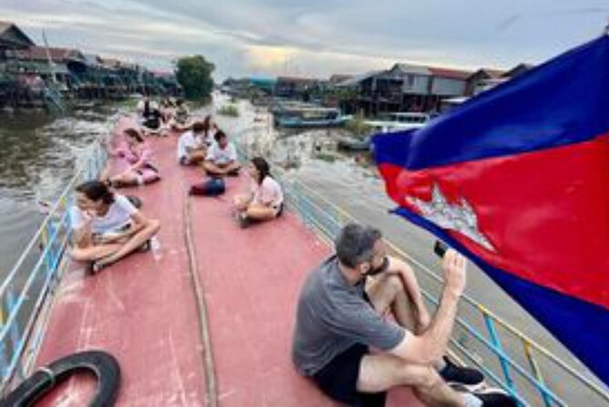 Half Day Kompong Pluck stilt home Village on Tonle Sap & Sunset - The optional canoe through the flooded forest