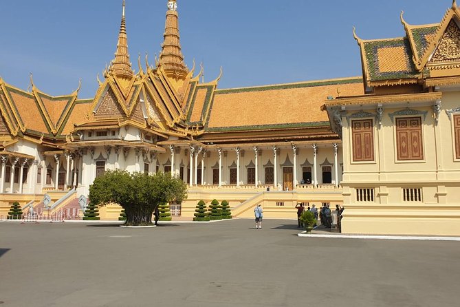 Half-Day Royal Palace, Wat Phnom & Independence Monument Tour - Who should book this experience?