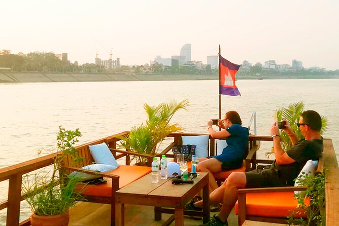 Half Day Silk Island Cruise and Tours with English speaking guide - Royal Palace views from the water