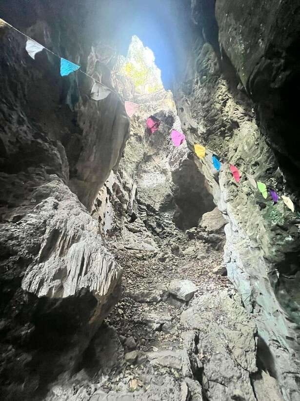 Half-day swing bridge, bamboo train, batcave & Killing cave - Riding the bamboo train for $5 extra