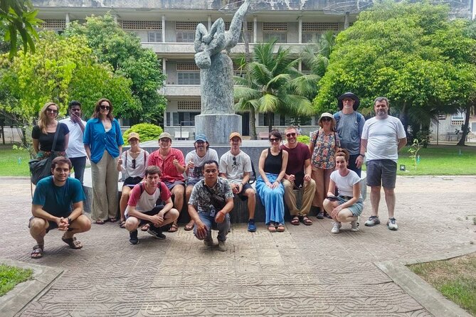 Half-Day Tour of the Killing Field and S21 - Choeung Ek: the killing fields south of Phnom Penh