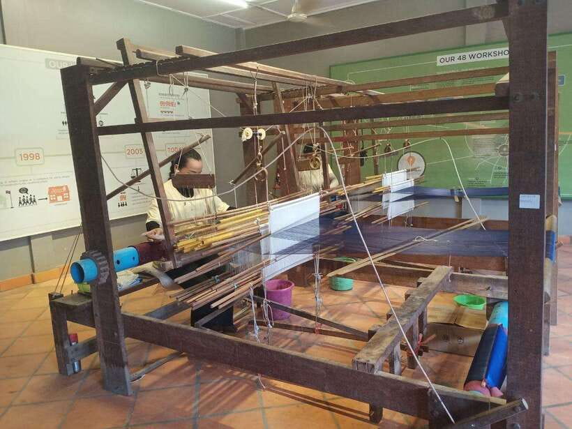 Half Day Trip: Silk Farm, Satcha, and Senteur d'Angkor Tour - Starting at Angkor Silk Farm
