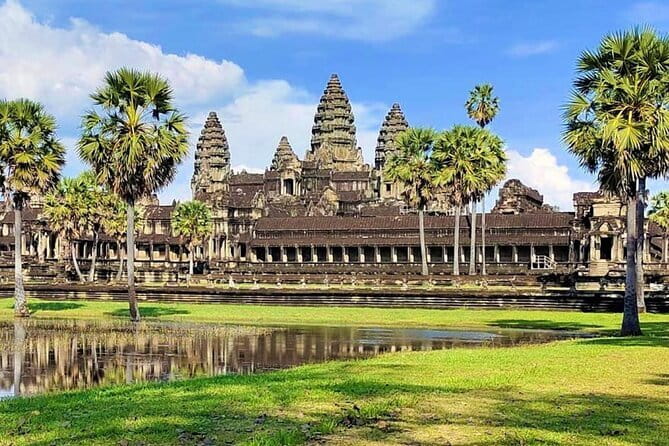 Highlight of Angkor Temples 6 Days Cambodia Tour - Day 5: Phnom Kulen’s sacred mountain and waterfalls