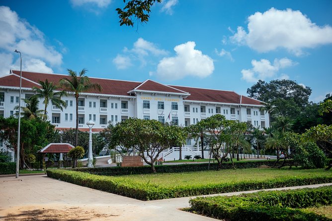 Highlights & Hidden Gems With Locals: Best of Siem Reap Private Tour - Wat Preah Enkosey, a school, and traditional coffee