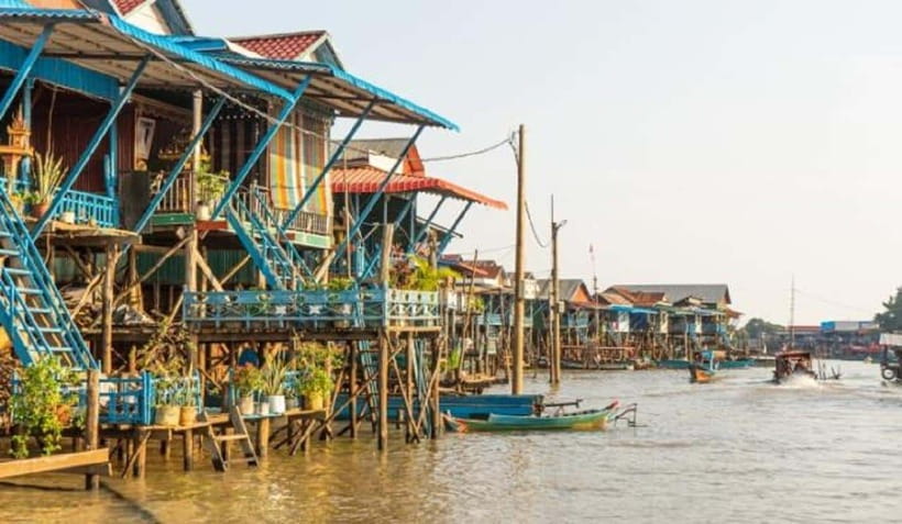 Kampong Phluk Floating Village Tour by Boat - The guide can shape the whole morning