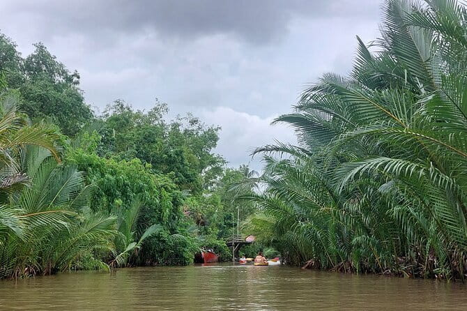 Kampot Classic Tour & Kayaking at the Green Cathedral with lunch - Salt fields: Kampot’s working coast