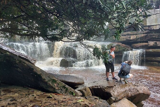 Kampot Day Tour "Bokor National Park" - Wat Sampov Pram and its hilltop setting
