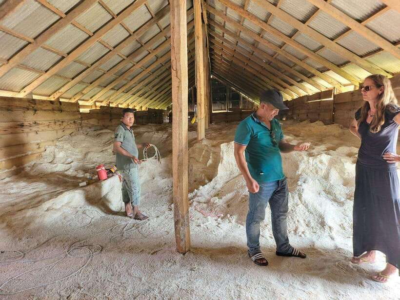 Kampot Pepper Farm, Salt Fields, Crab Market from Phnom Penh - The day at a glance
