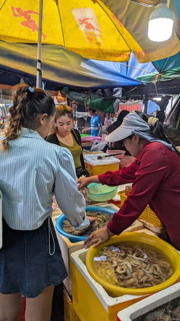 Kampot Pepper & Kep/Crab Market Tours: Salt, Secret lake - Salt fields and the work behind Cambodian sea salt