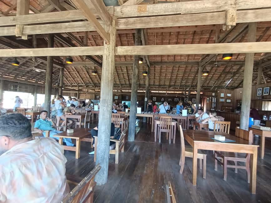 Kampot-Phnom Penh include Pepper farm Tour, Salt field, Lake - The pepper and spice tasting