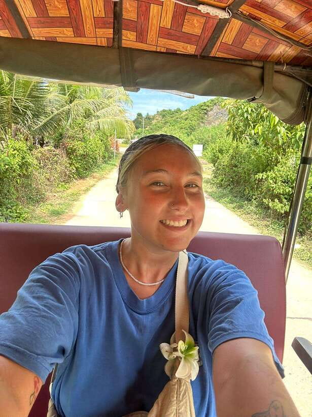 Kampot: Tuk Tuk Trip to Pepper Farm, Kep, Crab Market & More - Kep Crab Market and a seafood lunch
