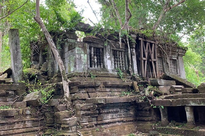Kbal Spean, Banteay Srei, Beng Melea & Rolous temples Tour - A private guide changes the feel of the day