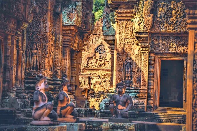 Kbal Spean Trekking Tour with Banteay Srei and Landmine Museum - Banteay Samre is a peaceful final temple