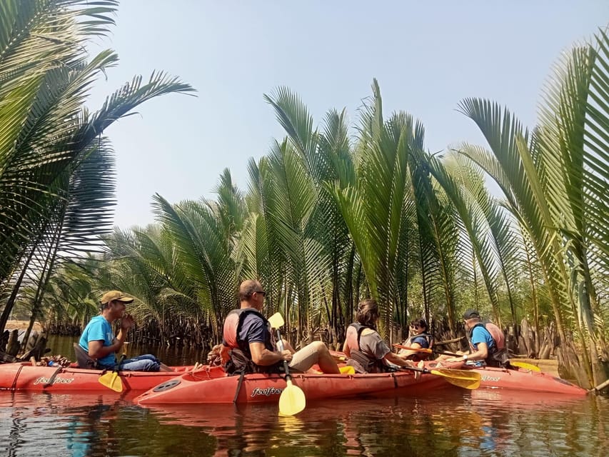 Kep: Discover kampot pepper farm/lake & Salt fields...more - Kep Crab Market and beach finish