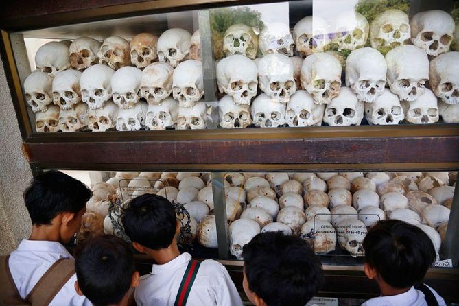 Killing field and Toul Sleng genocide museum Tour - Why these two sites belong together