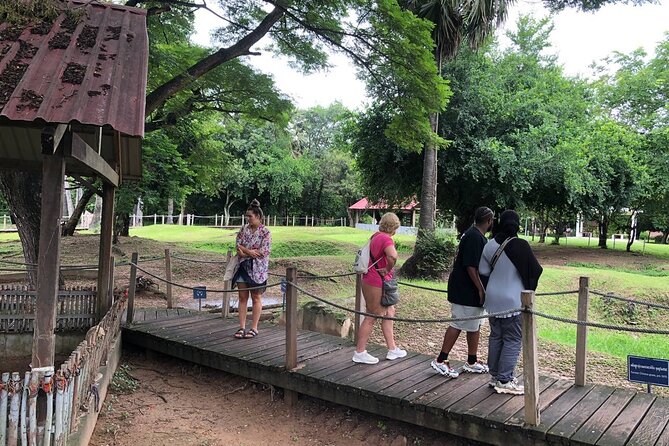 Killing field and Toul Sleng genocide museum Tour - Practical advice for a respectful visit