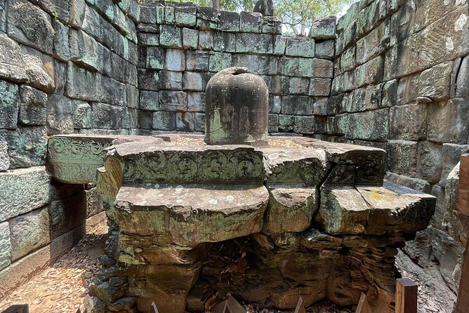 Koh Ker & Preah Vihear - Day one: Koh Ker and the road into remote Cambodia