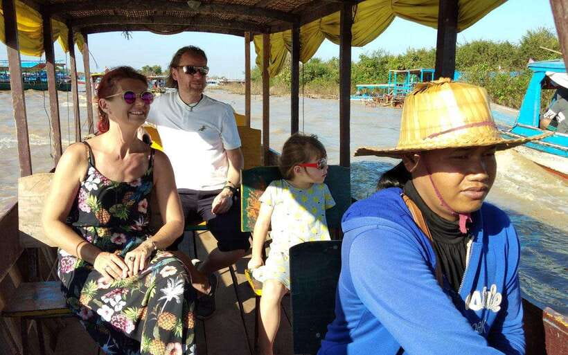 Kompong Kleang Floating Village Guide Tour from Siem Reap - Fishing, farming, and the rhythm of Tonle Sap