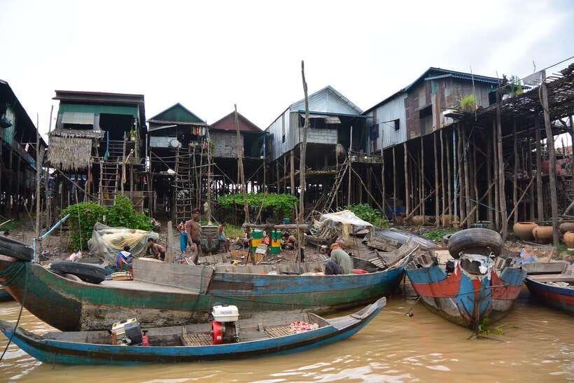 Kompong Phluk and Tonlé Sap Lake: Half-Day Tour - A local village stop before the water