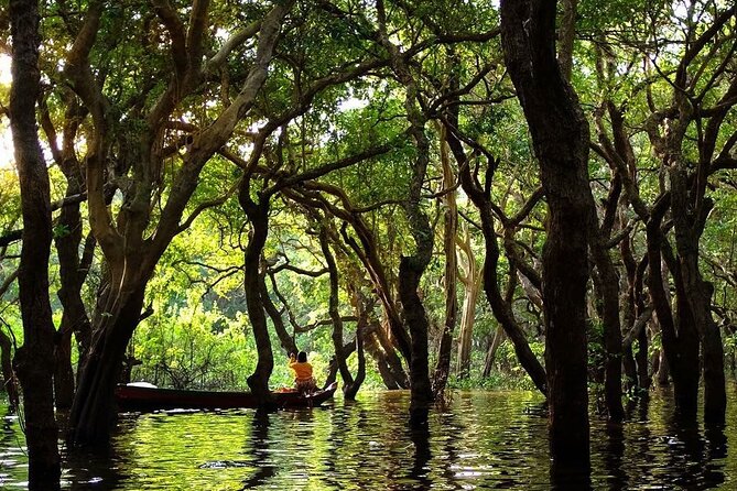 Kompong Phluk Floating Village Half-Day Tour ( Morning / Sunset ) - What the Kompong Phluk tour really shows you