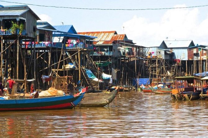 Kompong Phluk Floating village & Mangrove forest cruise - Tonlé Sap, Southeast Asia’s great freshwater lake