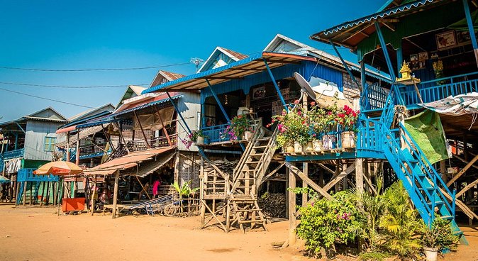Kompong Phluk Floating village & Mangrove forest cruise - The mangrove forest canoe ride