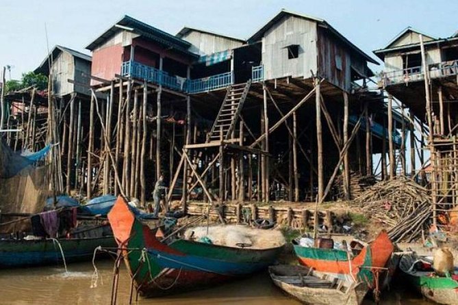 Kompong Phluk Floating village & Mangrove forest cruise - Psar Chaa and the local-market finish