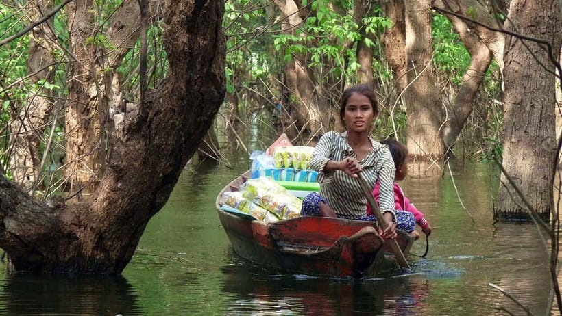 Kompong Phluk Floating Village Tour from Siem Reap - Reaching the open Tonlé Sap