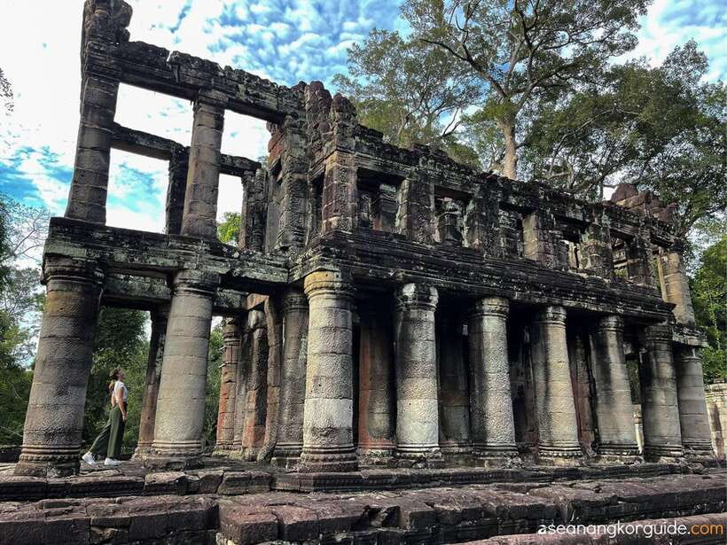 Kulen Mountain, Beng Mealea and Banteay Srei Full Day Tour - A long day built around contrast