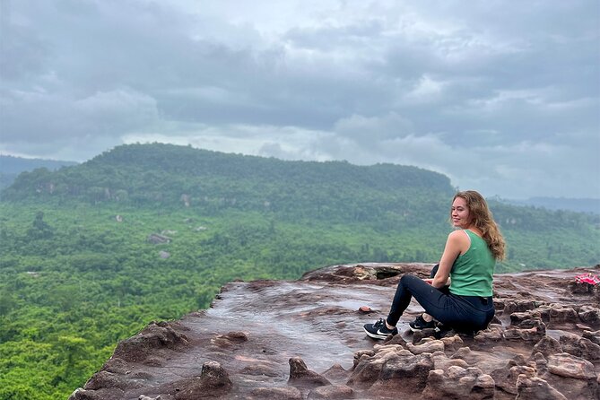 Kulen Mountain Waterfall Tour with Picnic Lunch from Siem Reap - The reclining Buddha at Preah Ang Thom