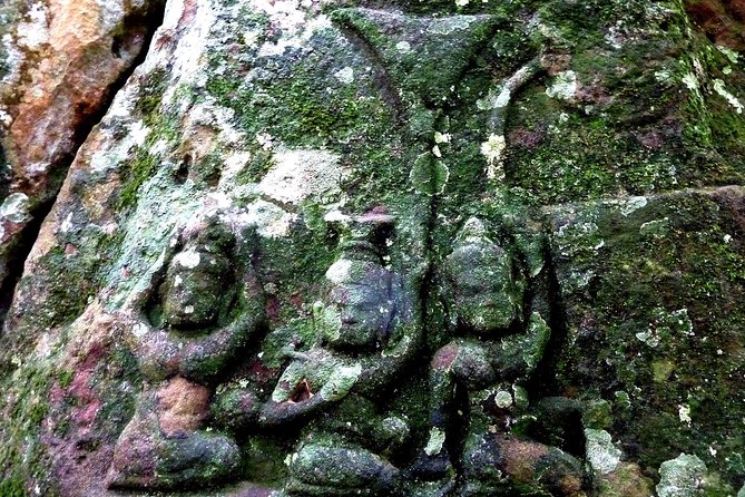 Kulen Waterfall & Kbal Spean Tour - A long drive that gets you away from Siem Reap