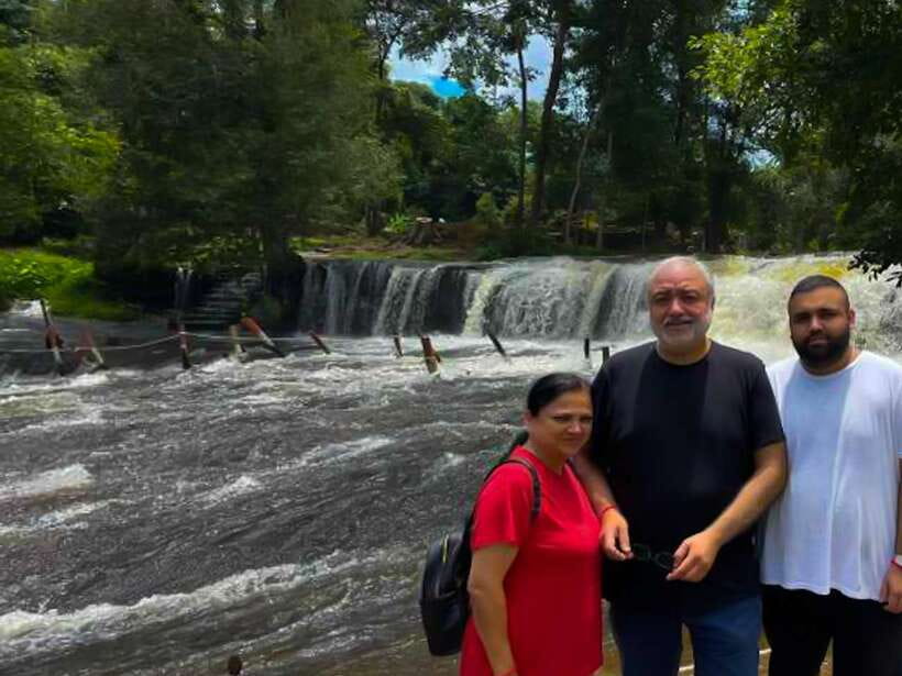 Kulen Waterfall Park with Small Groups & Guide tour - Wat Preach Angthom and the Reclining Buddha