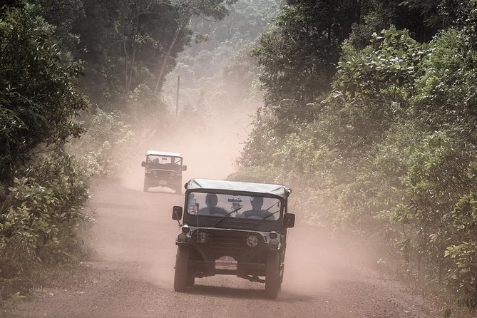 Magical Kulen Mountain by Cambodiajeep - The 8 a.m. pickup and the road into the hills