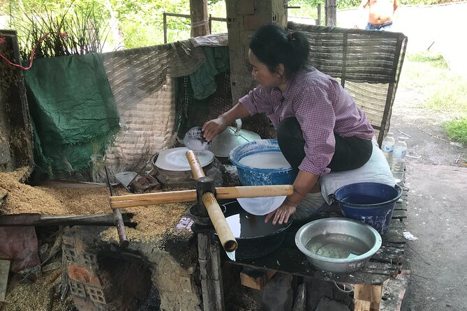 Morning village tour Livelihood tour with Local Product discover - Leaving Battambang for the countryside